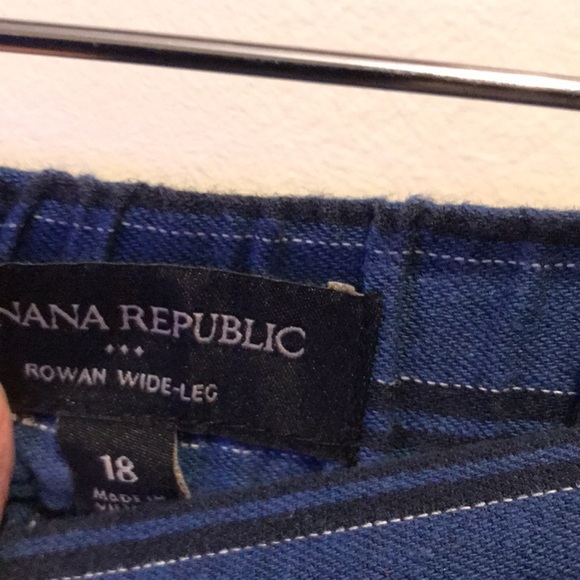 Banana Republic size 18 crop pants. - Picture 4 of 6